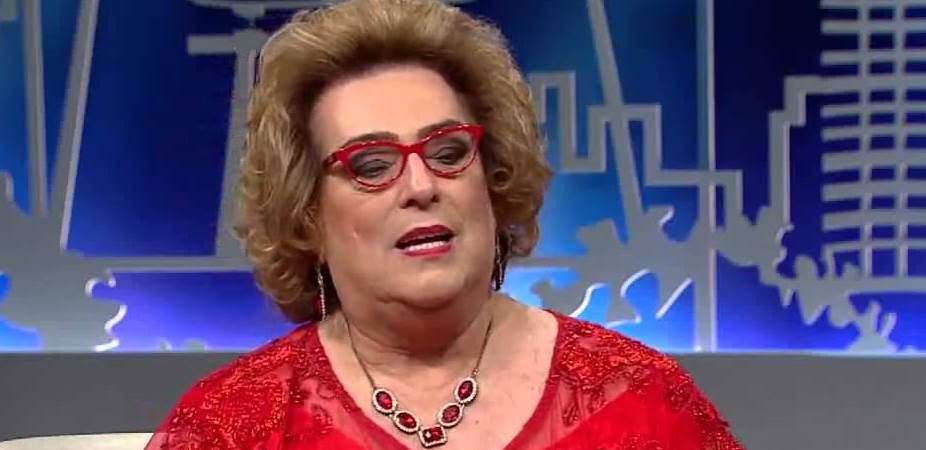 Mamma Bruschetta não faz mais parte do time de apresentadores do Fofocalizando, atração do SBT. (Foto: Reprodução)